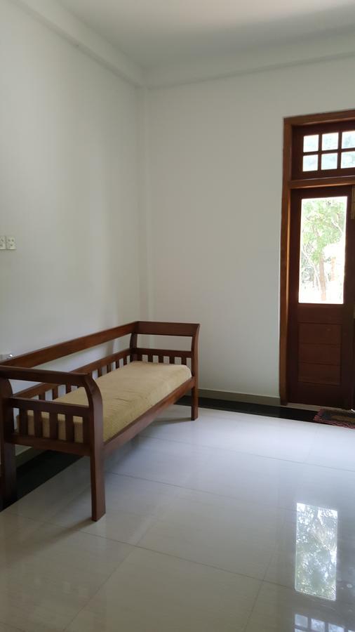 Lokuge Grand Resort Kataragama Exterior foto